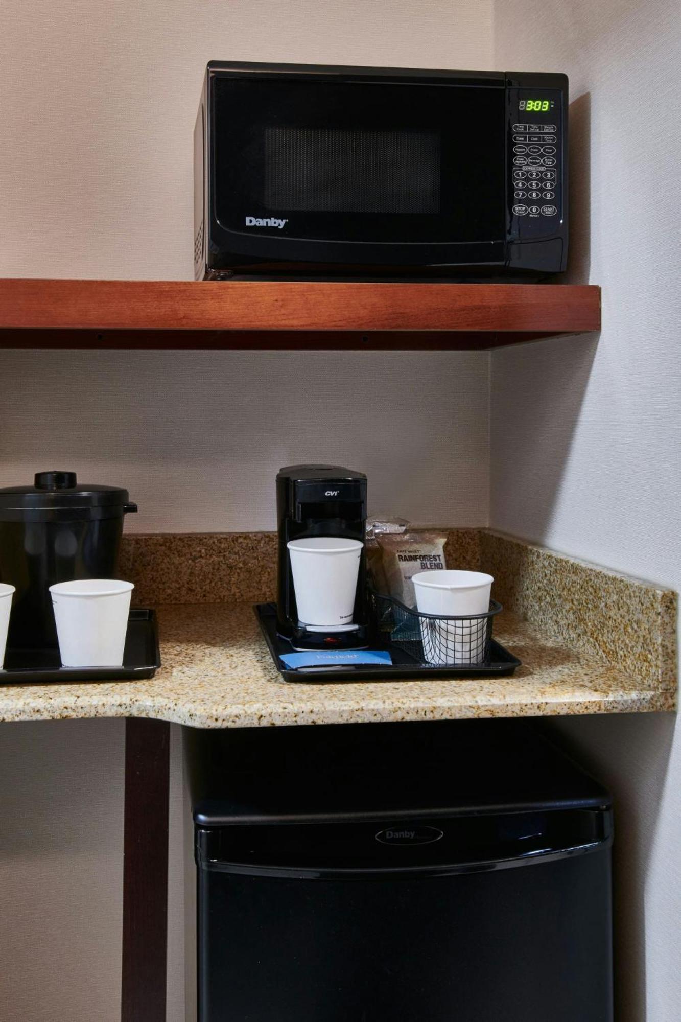 Fairfield Inn & Suites Detroit Livonia Exteriér fotografie
