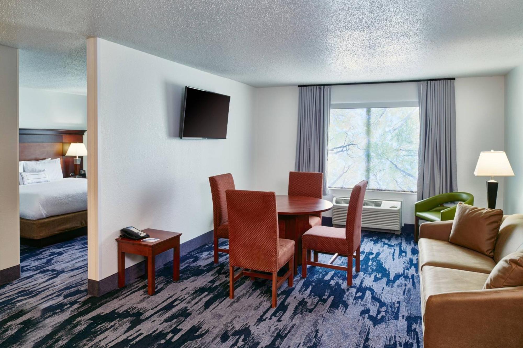 Fairfield Inn & Suites Detroit Livonia Exteriér fotografie
